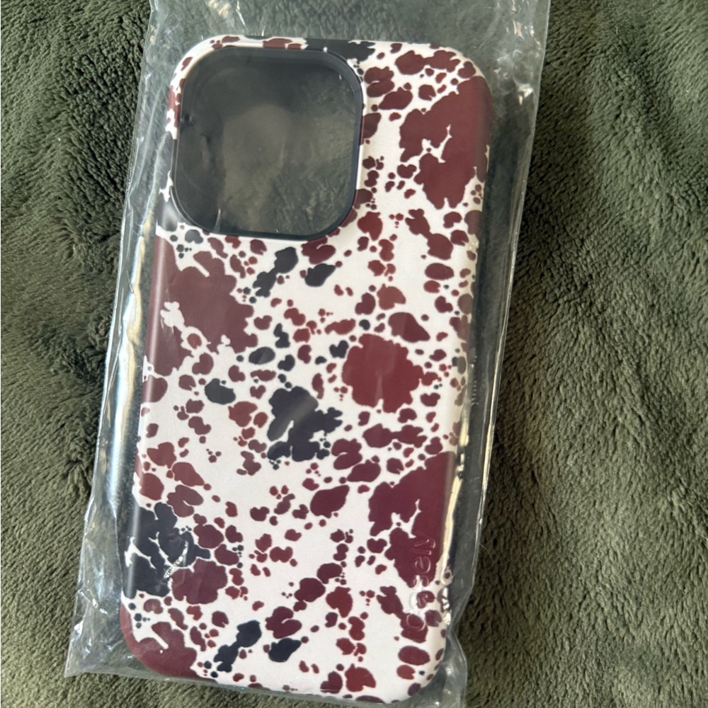 CASELY Cow Print iPhone 16 Pro Phone Case